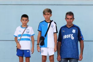 Στα "γαλάζια" οι κερκίδες του Τσιρείου (φωτορεπορτάζ)