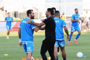 Αγκαλιά Ηλία στον... 200άρη Χάμπο!