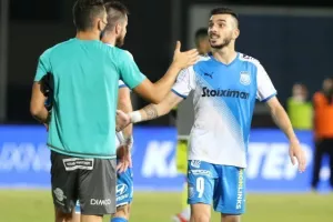 Απόλλωνας με... ανατροπή, αντίδραση και killer Πίττα! (φώτος)