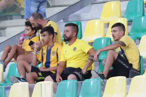 ΦΩΤΟΡΕΠΟΡΤΑΖ από τoν κόσμο στην ΑΡΕΝΑ