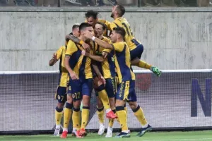 "Εμφραγμα" στο 90+3 για την ΑΕΛ (φώτος)