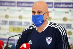 ΤΙΜΟΥΡ/ "Αυτό που ζητάμε από τους παίκτες είναι να δώσουν ότι καλύτερο μπορούν..." (Φώτος)