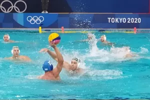 10:30 ο μεγάλος τελικός