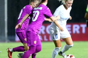 Μεγάλη νίκη-πρόκριση με ανατροπή για την Απόλλων Ladies! (φώτος)