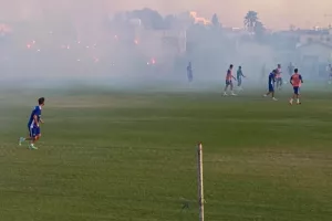 ΑΝΟ/ Η τελευταία... πριν την πτήση -  "Ντόπες" ο κόσμος (Φώτος)