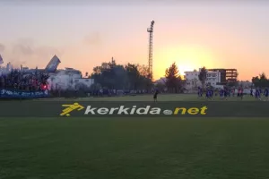 (ΒΙΝΤΕΟ) Οι παίκτες χειροκρότησαν και ο κόσμος ζήτησε: "Διπλό μες την Βιέννη ΑΝΟ ΟΛΕ ΟΛΕ"!