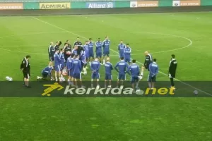 Η προπόνηση στο Weststadion (Βίντεο/Φώτος)