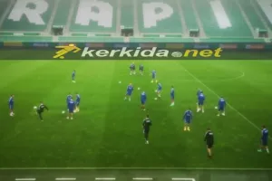 Η προπόνηση στο Weststadion (Βίντεο/Φώτος)