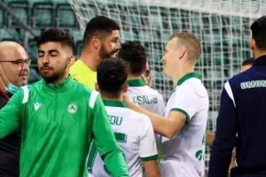 Λανγκ σε Φαμπιάνο: "Σε ευχαριστώ που έσωσες το τομάρι μου"!