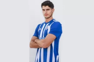 Ανόρθωση για Παναγιώτη
