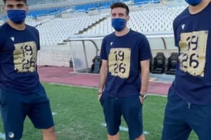 (ΦΩΤΟΣ) Η άφιξη του ΑΠΟΕΛ