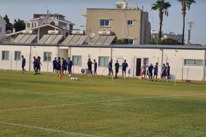 Οι ΜΑΧΗΤΕΣ για... ντόπες στο "Αντώνης Καράς" (Φώτος/Βίντεο)