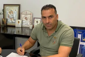 Μήνυμα Σωφρόνη: "Ηρθα για να πετύχω/Στην πιο επιτυχημένη ομάδα της Κύπρου..."