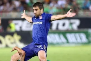 Παπασταθόπουλος: «Δύσκολη νύχτα, έστω ομίλους Europa League»