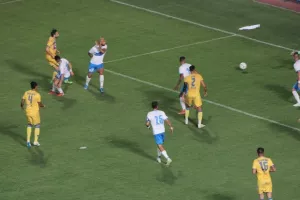 ΦΩΤΟΣ/2-0 με Εφραίμ, κεφαλιά Κάτσα και σουτ Λουντέμο