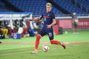 Equipe: «Για 4 χρόνια στην ΑΕΚ ο Μισλέν»