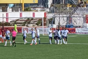 Με Σλόβαν ο Ολυμπιακός, αν αποκλειστεί από το Champions League 