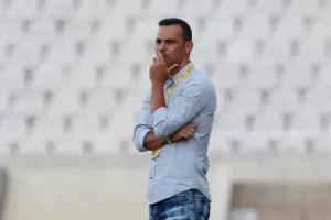 Ένα στην αρχή, ένα στο τέλος και... "γαλαζοκίτρινο" (Φώτος)