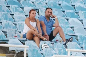 Ένα στην αρχή, ένα στο τέλος και... "γαλαζοκίτρινο" (Φώτος)