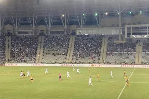 Την πλήγωσε (ξανά) στο τέλος... (φώτος)