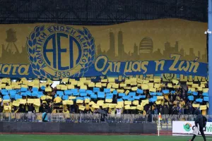 Στο πλευρό του Μαυρουδή η "Θύρα 3"