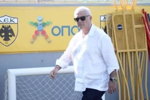 Μελισσανίδης: «Προχωράμε δυνατά, να δω την ΑΕΚ όπως αξίζει στο ρόστερ της»