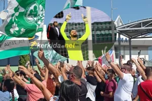 (ΒΙΝΤΕΟ) Αποθέωσαν τον γίγαντα: "Φαμπιάνο οε οε οε!"