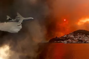 (ΒΙΝΤΕΟ) Εύβοια/Δραματική η κατάσταση- Καίγονται τα πρώτα σπίτια