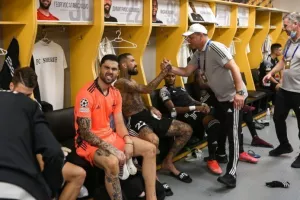 H AEK παίρνει χρήματα από τον Αθανασιάδη