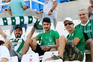 (ΦΩΤΟΡΕΠΟΡΤΑΖ) Ο κόσμος στις κερκίδες του ΓΣΠ