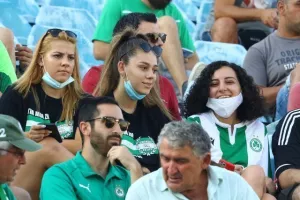 (ΦΩΤΟΡΕΠΟΡΤΑΖ) Ο κόσμος στις κερκίδες του ΓΣΠ