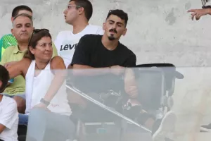Πρεμιέρα με… γκέλα για την ΑΕΚ! (φώτος) 