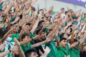(ΦΩΤΟΡΕΠΟΡΤΑΖ) Ο κόσμος στις κερκίδες του ΓΣΠ