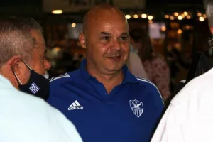 Χαμογελαστός ο Χαμπουλλάς (φώτο) 