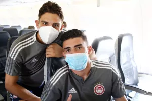 Φωτογραφίες από την αναχώρηση του Ολυμπιακού