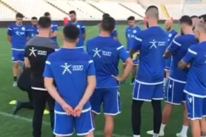 To "φροντιστήριο" του Κωστένογλου στους διεθνείς (βίντεο)