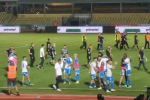 ΦΩΤΟΡΕΠΟΡΤΑΖ/Απολλωνίστικο ξέσπασμα!