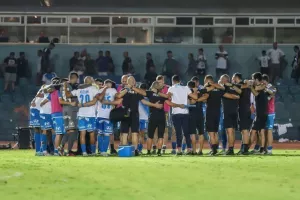 ΦΩΤΟΡΕΠΟΡΤΑΖ/Απολλωνίστικο ξέσπασμα!