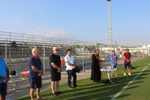 Αγιασμός και... αντίστροφη μέτρηση (φώτος)
