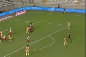 ΒΙΝΤΕΟ/Το 1-0 με εξαιρετικό φάουλ Ζαμπάλα