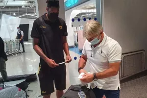 Πέταξε για Κωνσταντινούπολη η ΑΕΚ