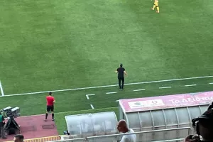 Το ζει έντονα ο Σωφρόνης με πολλές οδηγίες 