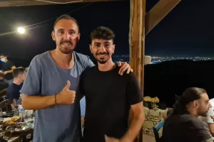 Με Ντένις Πόποβιτς…