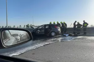 Αυτοκίνητο πήρε φωτιά στην είσοδο της Λευκωσίας