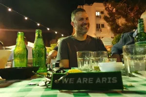 Τρίτη βράδυ, στην Πλατεία Ηρώων (φώτος)