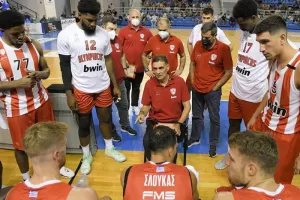 Πλήρης ο Ολυμπιακός στο «Ιβανώφειο»