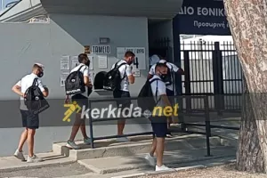Στο γήπεδο για το... ιστορικό (φώτος)