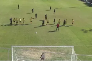 (ΒΙΝΤΕΟ) Ολυμπιακός-ΑΕΛ Κ14/Τρίποντο... πέναλτι