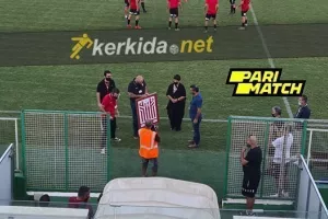 Όμορφες στιγμές πριν τη σέντρα (βίντεο/φώτος)