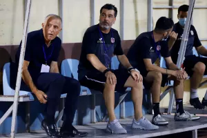 Ταλαιπωρημένος...